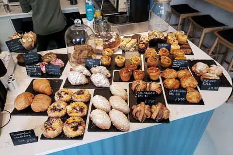 Breaking Bread Kitchen and Bakehouse photo 3